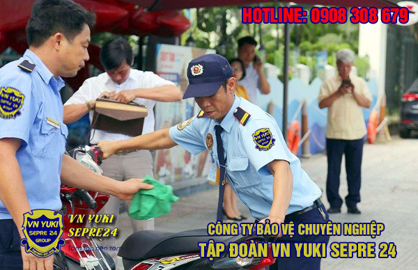 Dịch vụ bảo vệ giữ xe